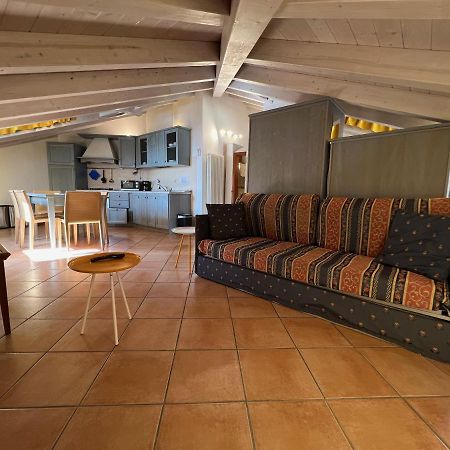 Studio Apartments Baia Azzurra 7 Torbole Sul Garda Exteriör bild