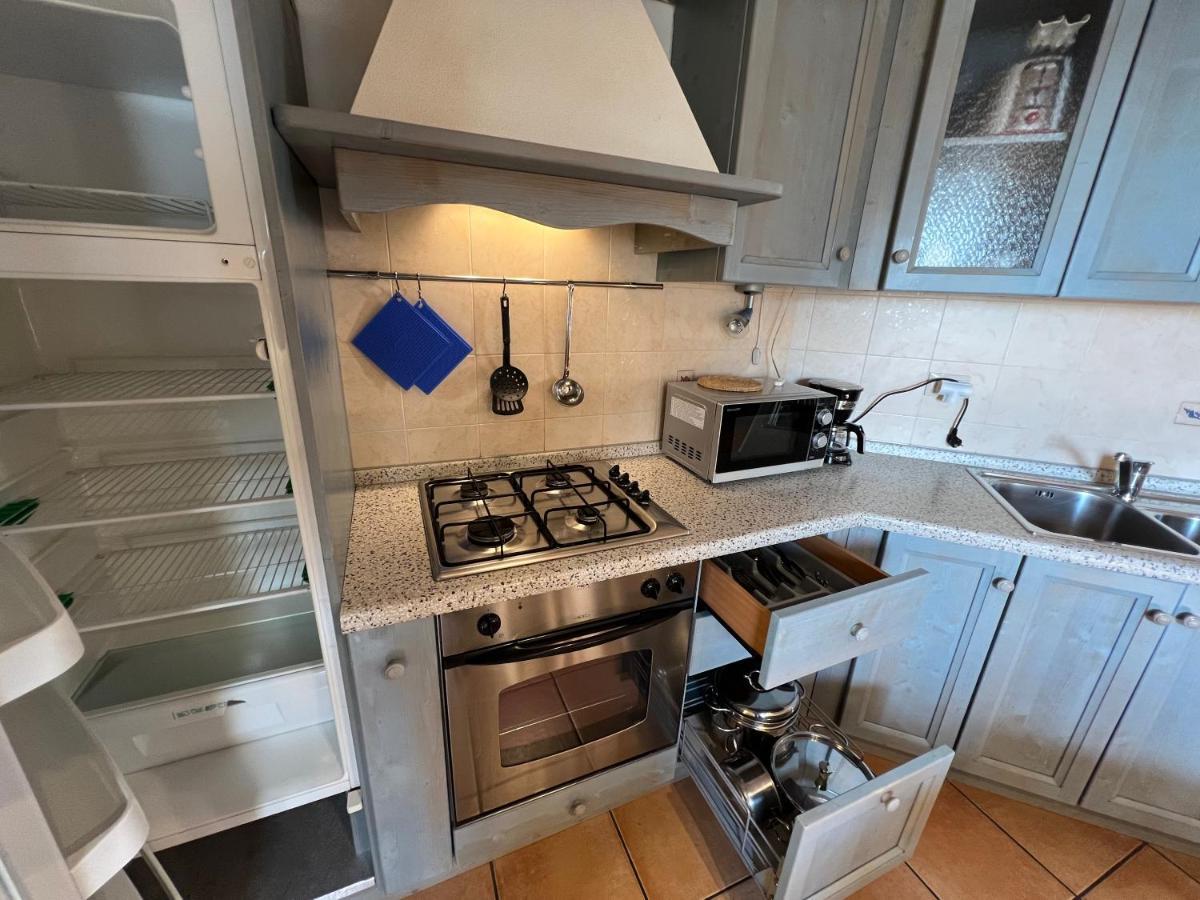 Studio Apartments Baia Azzurra 7 Torbole Sul Garda Exteriör bild