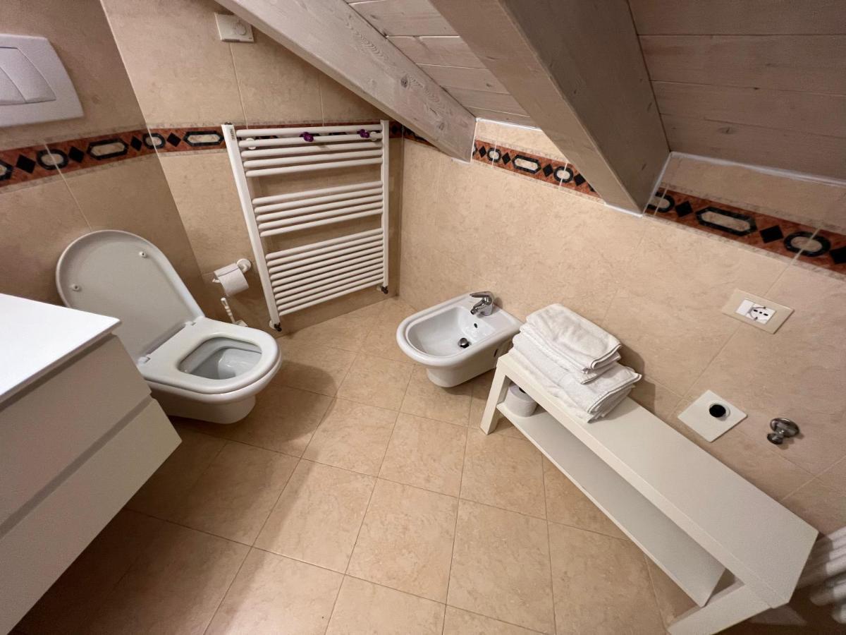 Studio Apartments Baia Azzurra 7 Torbole Sul Garda Exteriör bild
