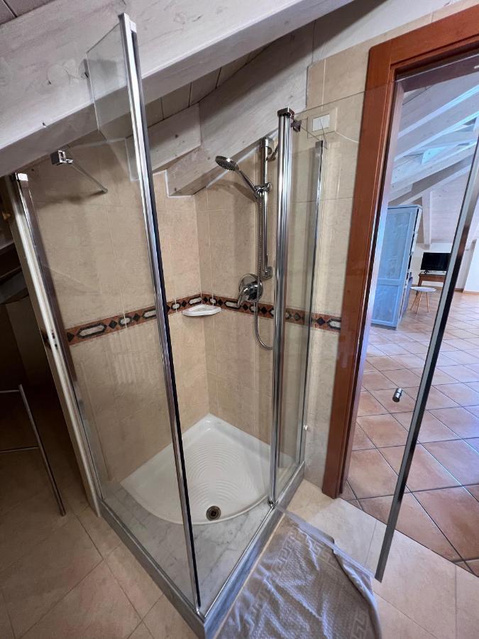 Studio Apartments Baia Azzurra 7 Torbole Sul Garda Exteriör bild